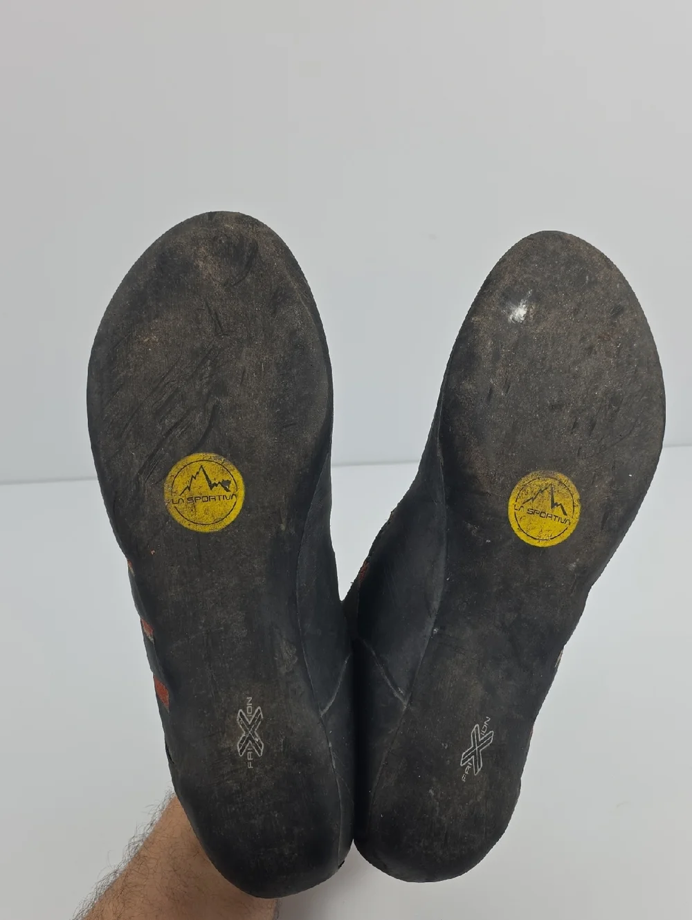 La Sportiva Tarantulace Orange Men's Climbing Shoes Size 9.5